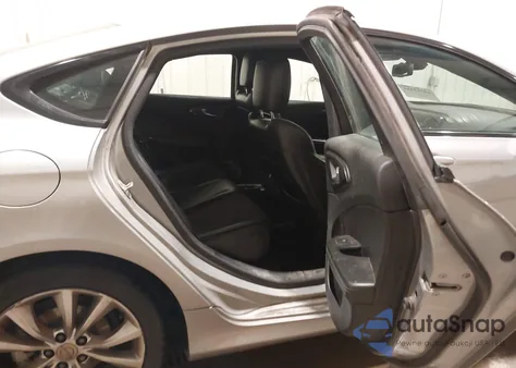 2015 Chrysler 200 S z USA, uszkodzony, nr VIN 1C3CCCBB4FN614344